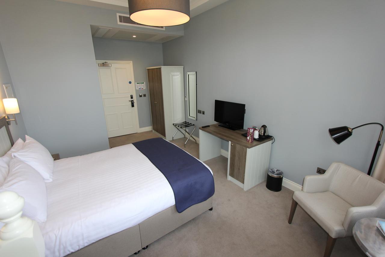 Yarrow Hotel บรอดสแตร์ส ภายนอก รูปภาพ