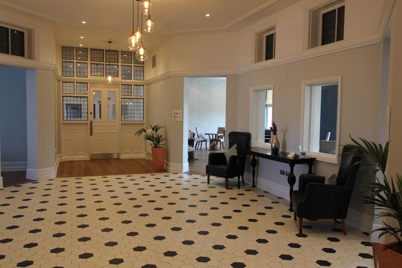 Yarrow Hotel บรอดสแตร์ส ภายนอก รูปภาพ